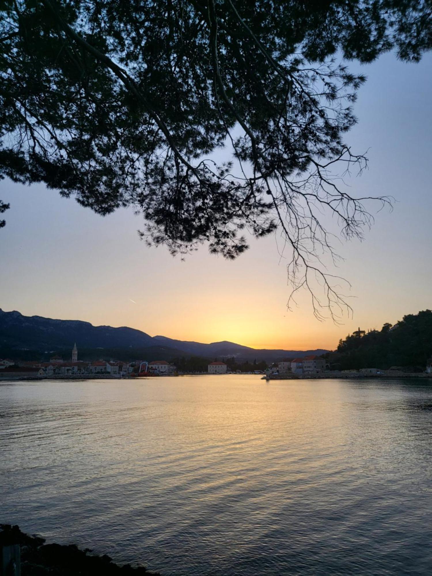 Plava Laguna Zavala Luaran gambar